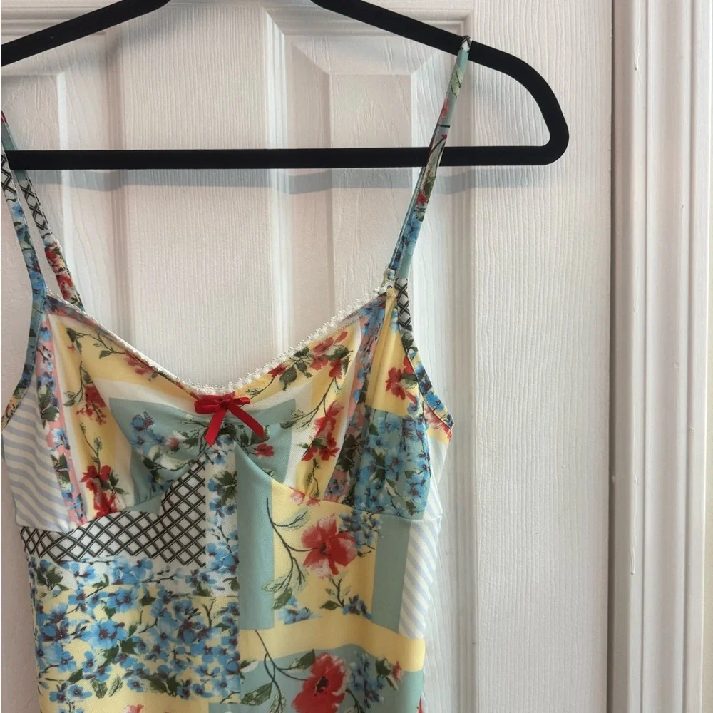 THIRTY THIRTY Sweetheart Neckline Floral Patchwork Geometric Midi Dress Size M